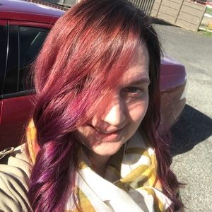 Meet your Posher, Janelle